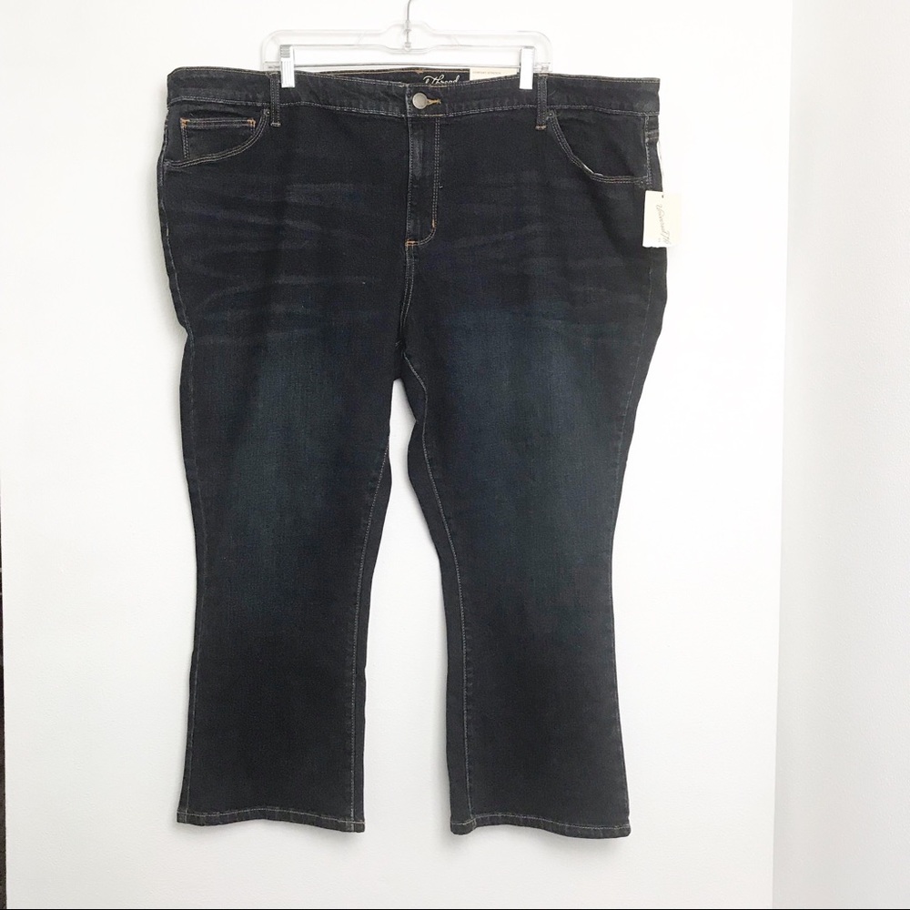 Universal Thread Plus Size Kick Boot Crop-26W